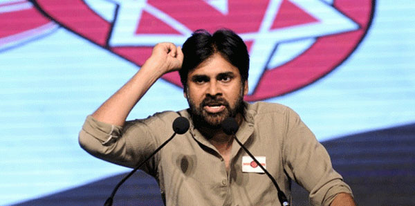 pawan kalyan,mudragada padmanabam,china rajappa,chandrababu naidu,janasena,kaapu  పవన్‌ను విమర్శించడం సమంజసం కాదు! 